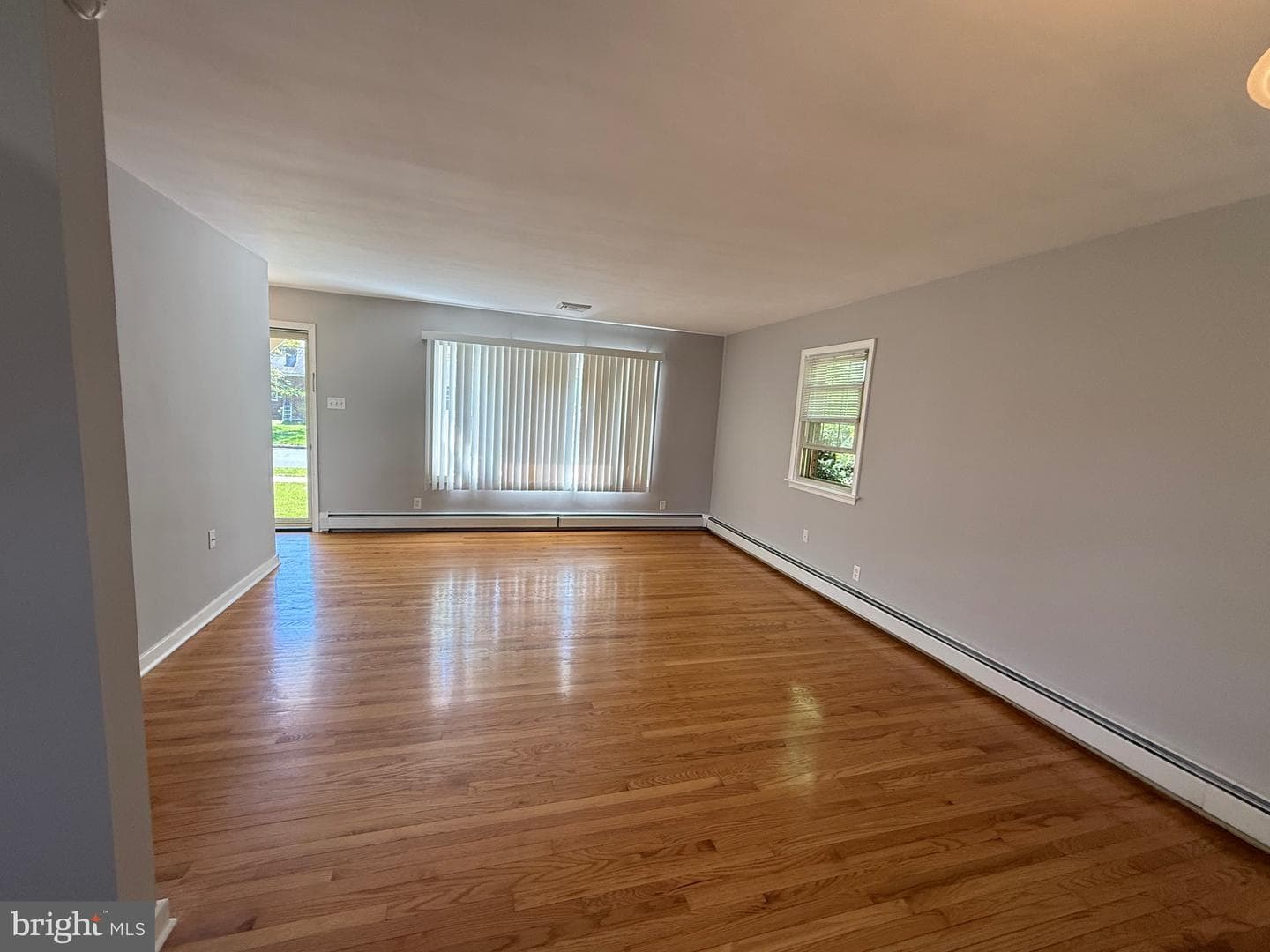 849 N Arch Street photo 6