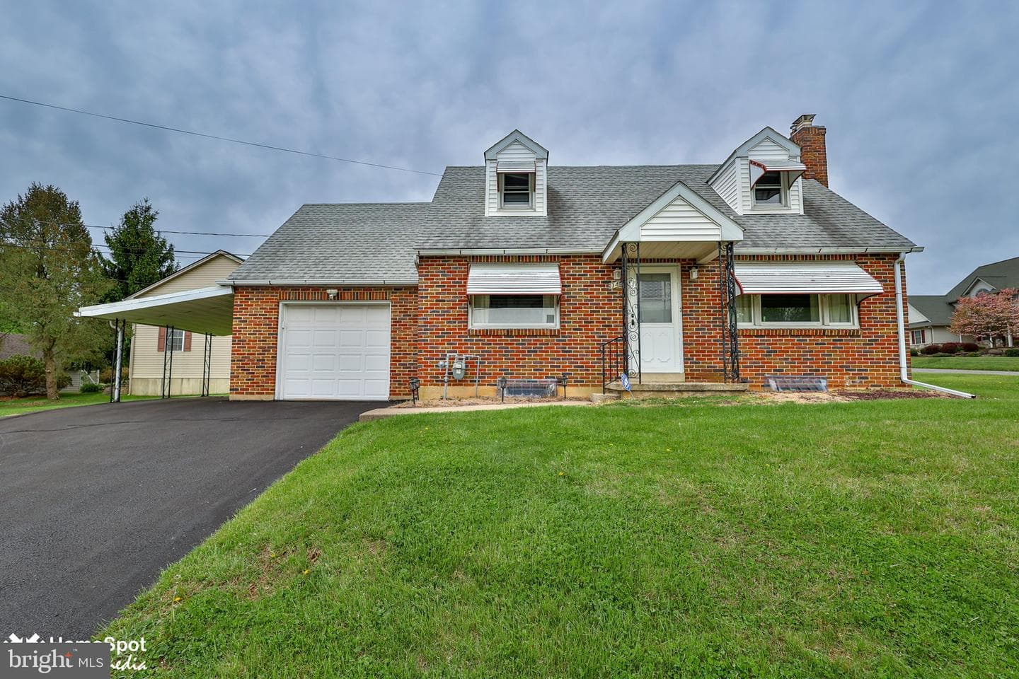 34 N 38th Street photo 1