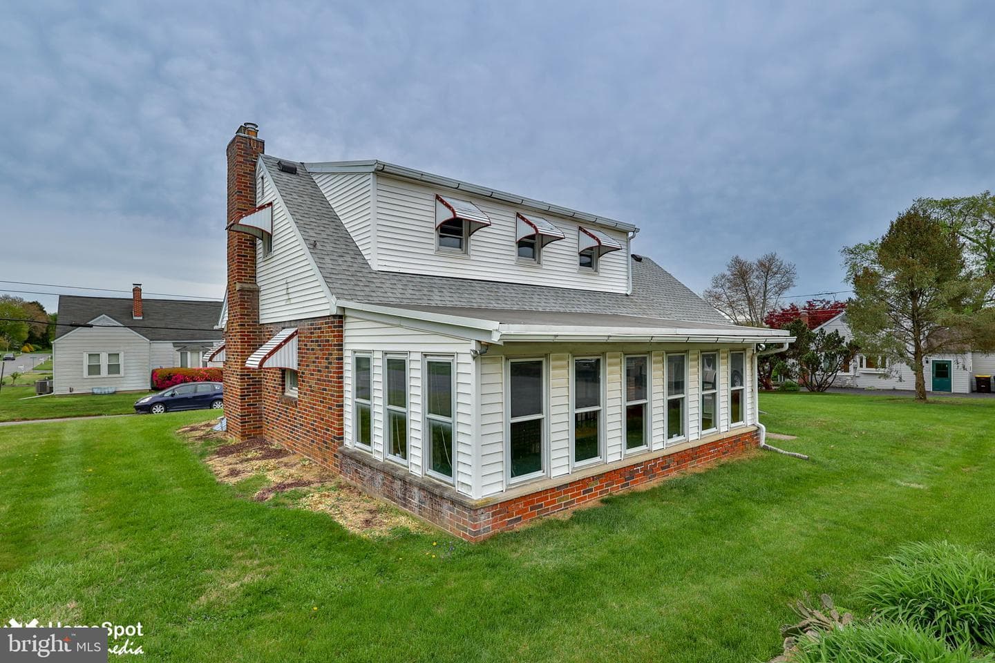 34 N 38th Street photo 5