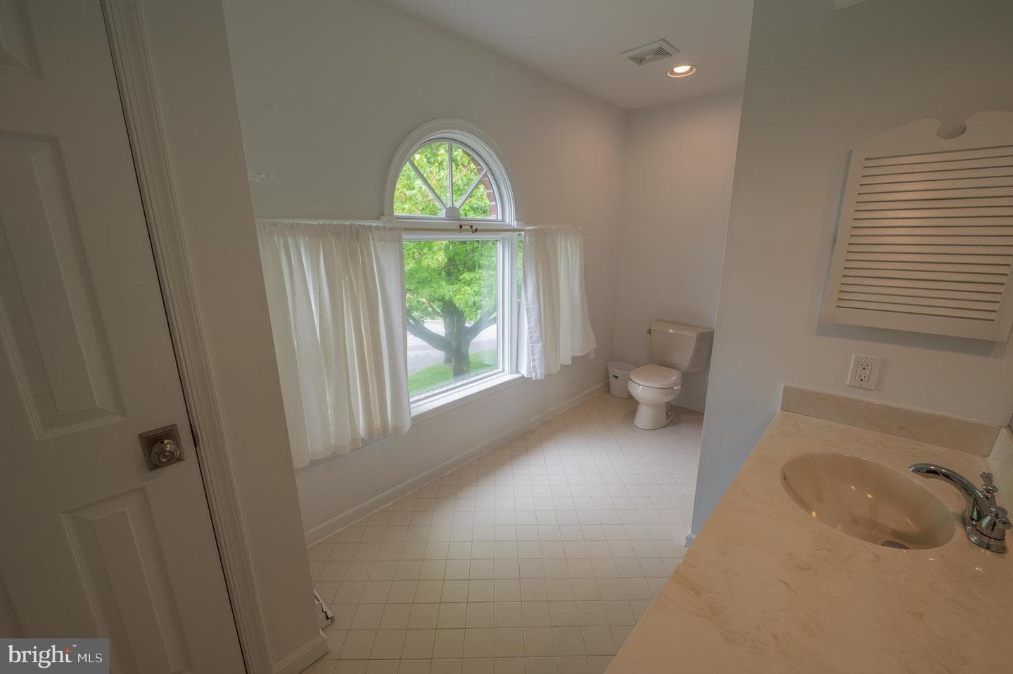 3353 Tolchester Landing photo 25