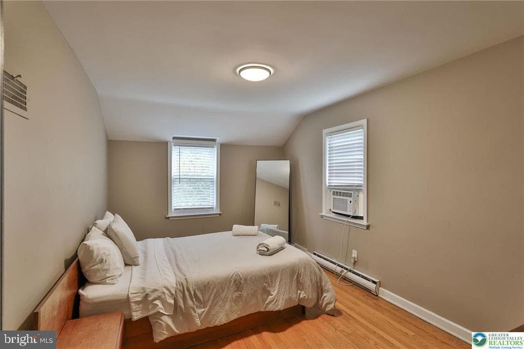 919 7th Avenue photo 19