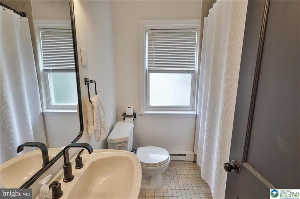 919 7th Avenue photo 20