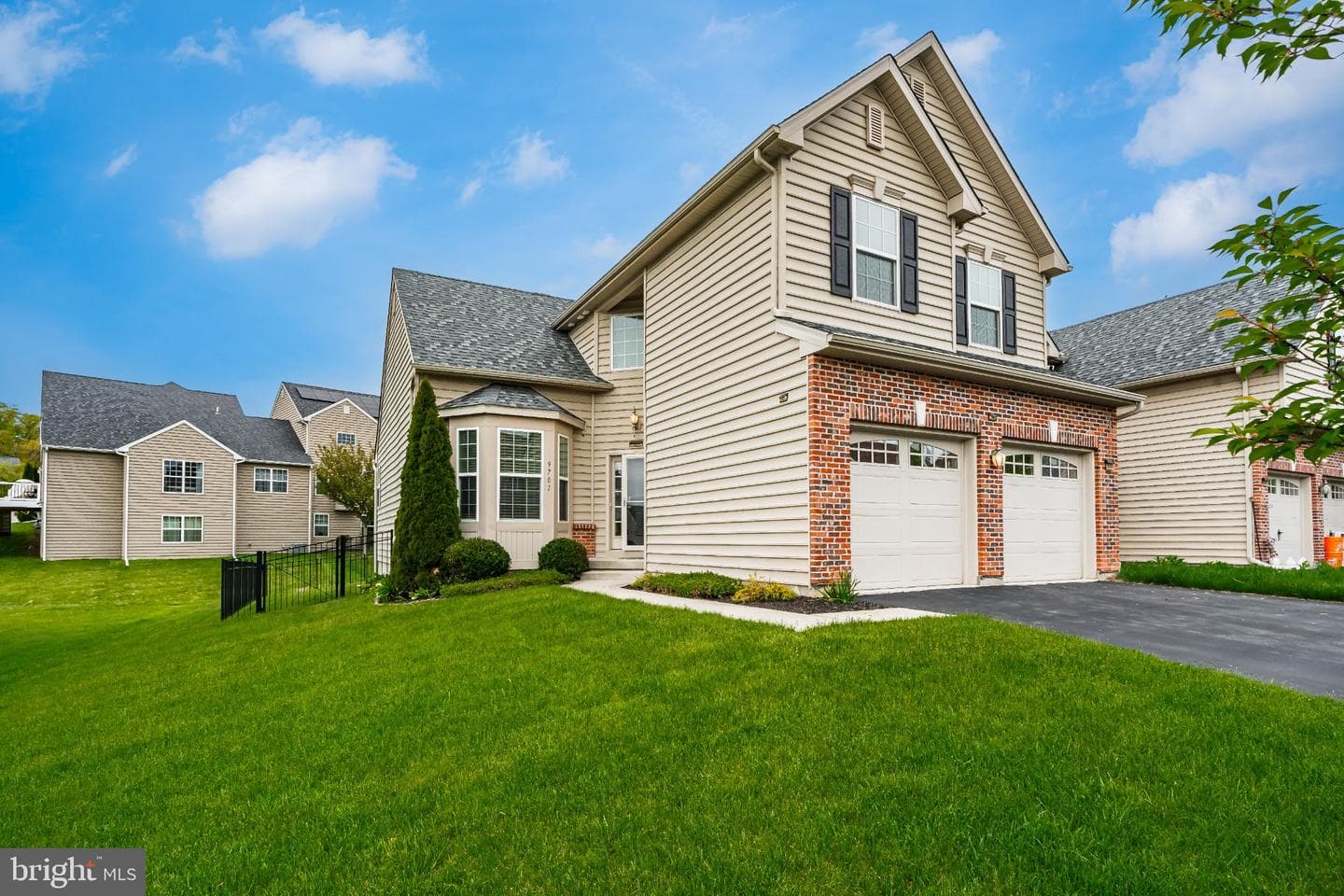 9701 Viceroy photo 2