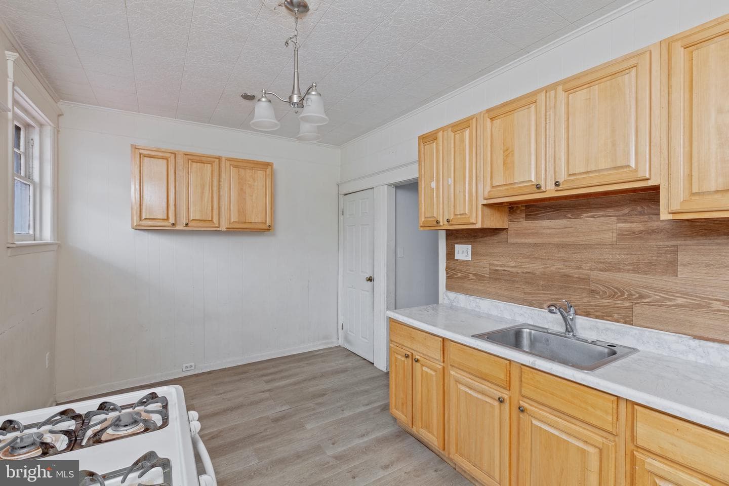 120 N Saint George Street photo 13