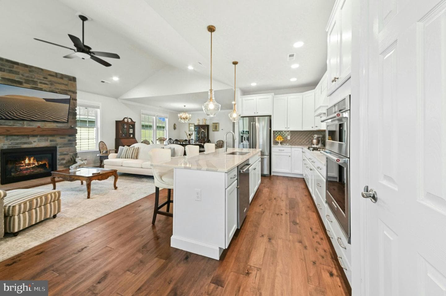 5544 Traditions Drive photo 13