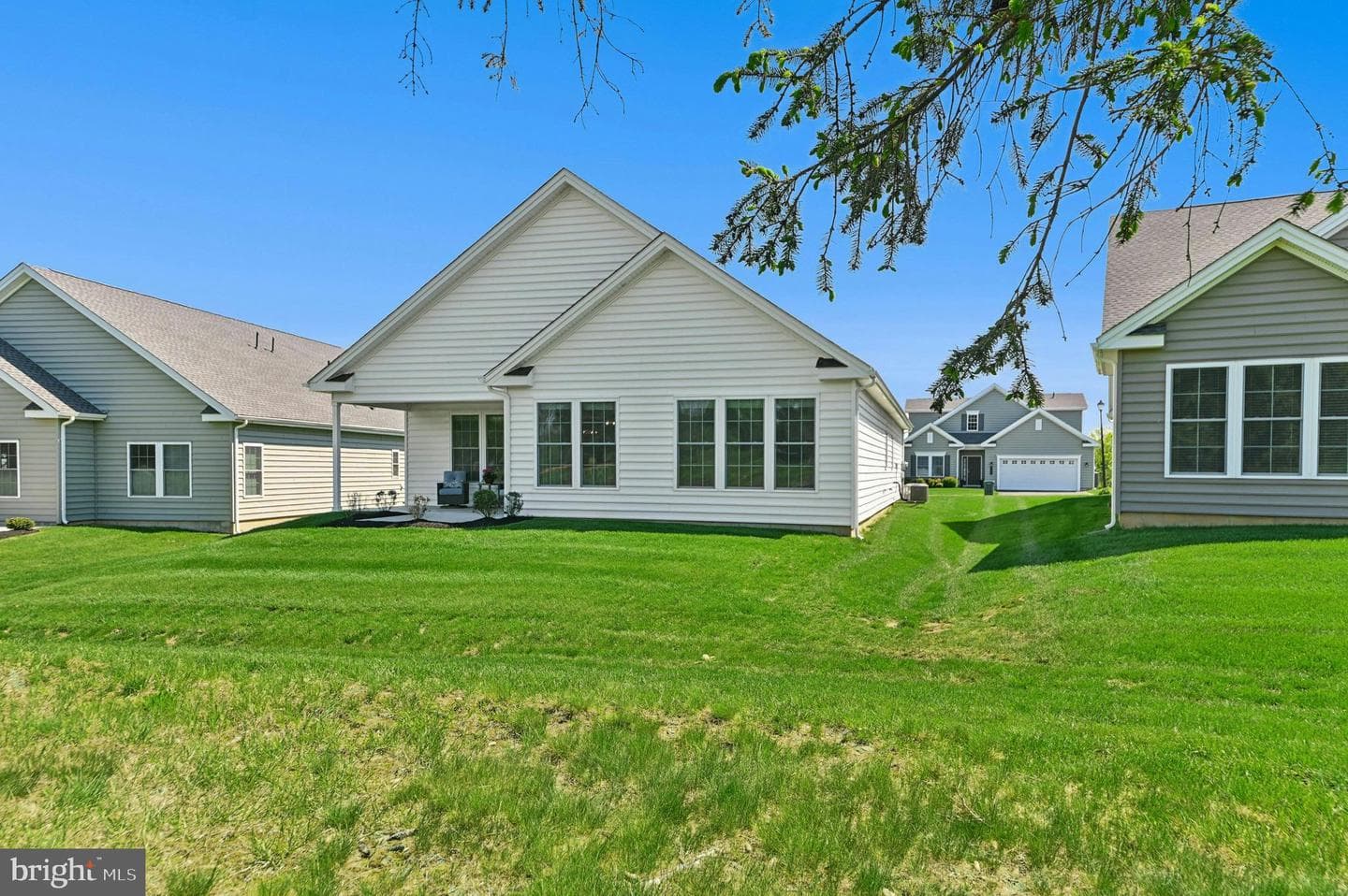 5544 Traditions Drive photo 29