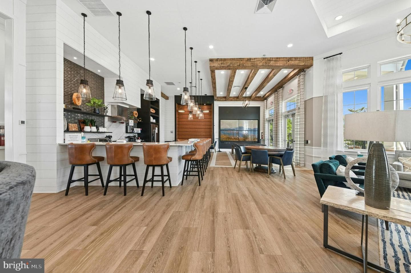 5544 Traditions Drive photo 35