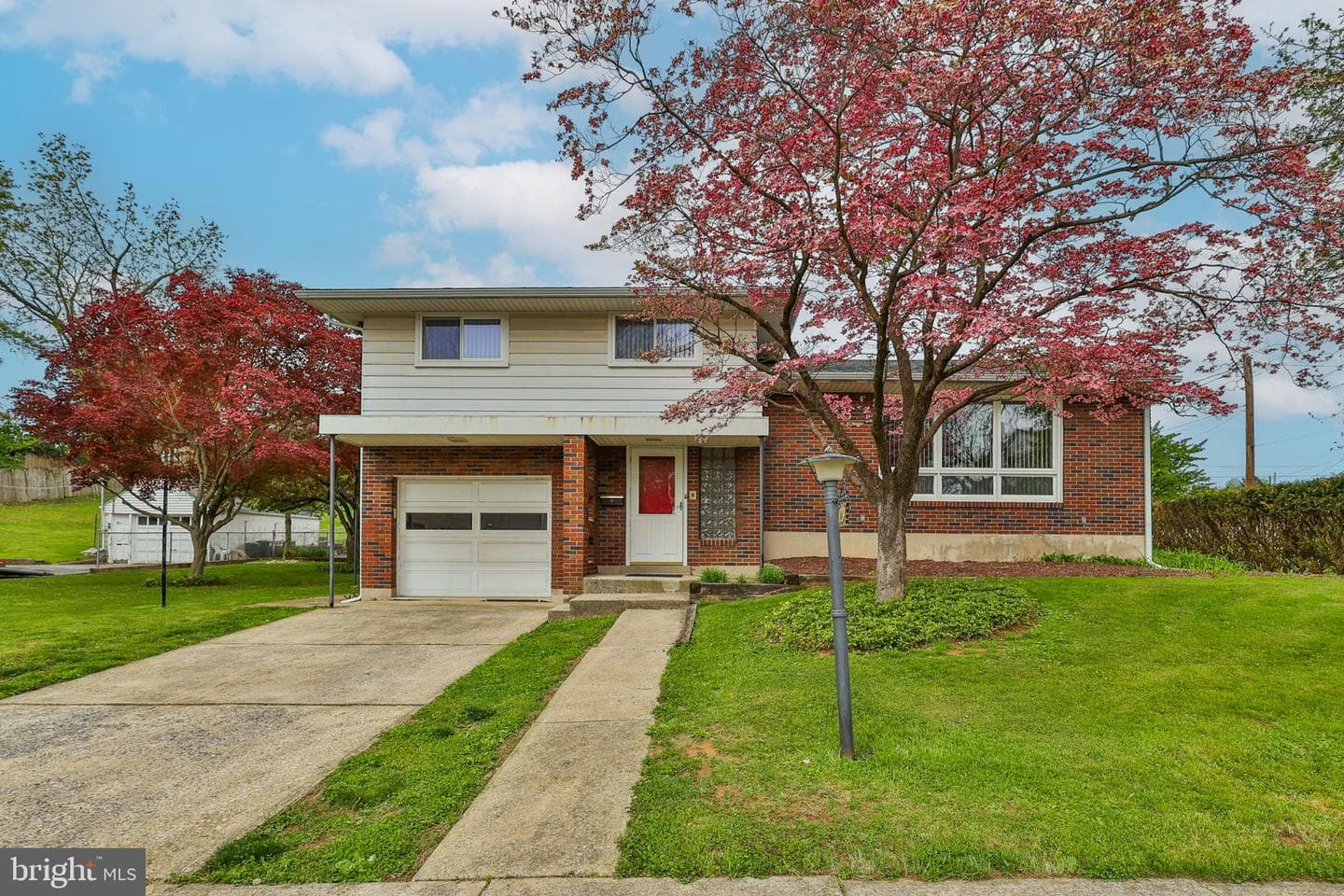 1220 S Lumber Street