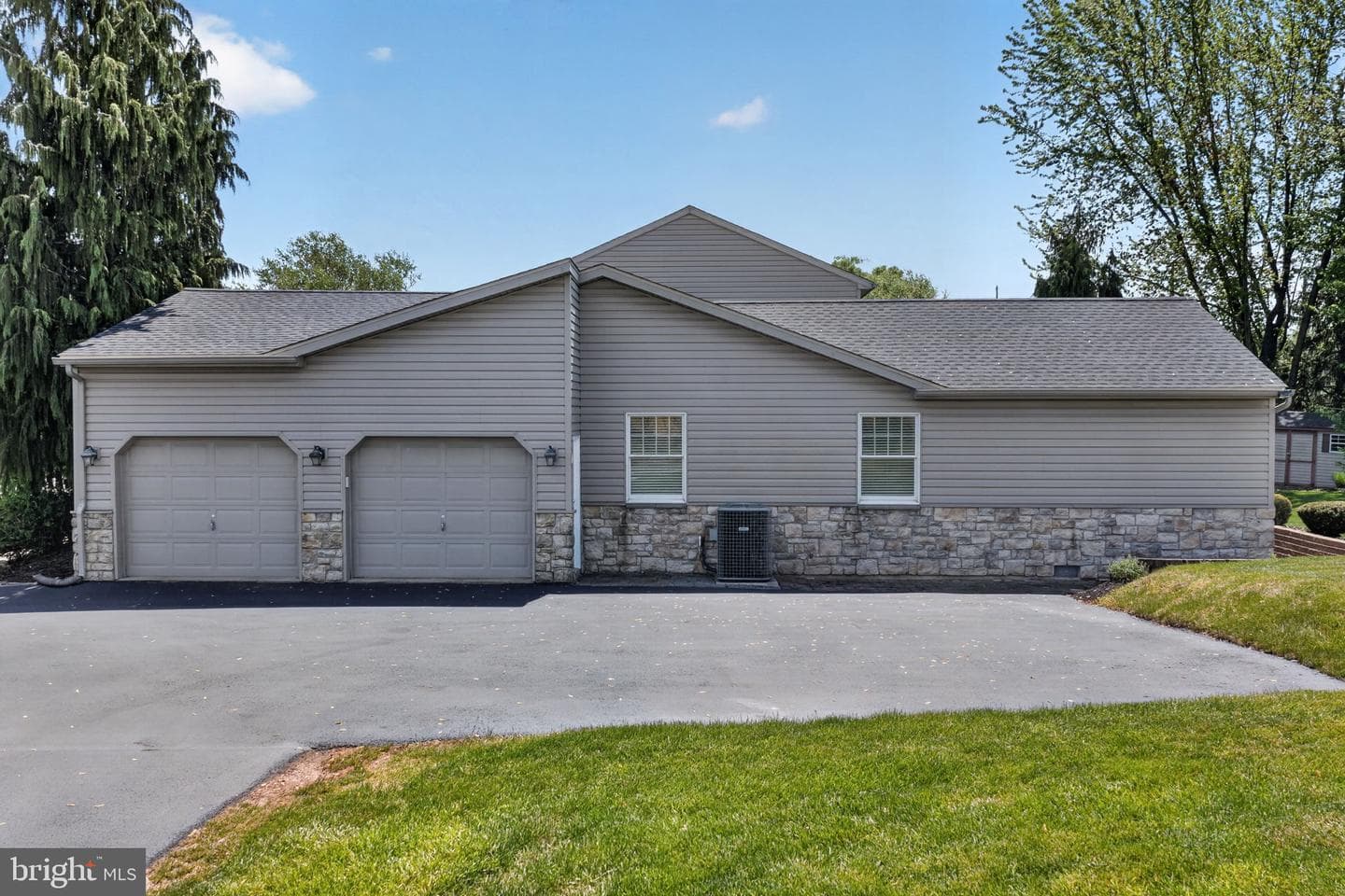 1312 Dorney Avenue photo 6