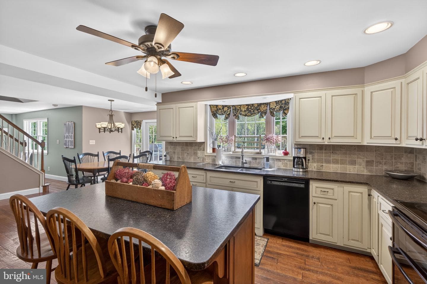 6612 Powder Valley Road photo 17