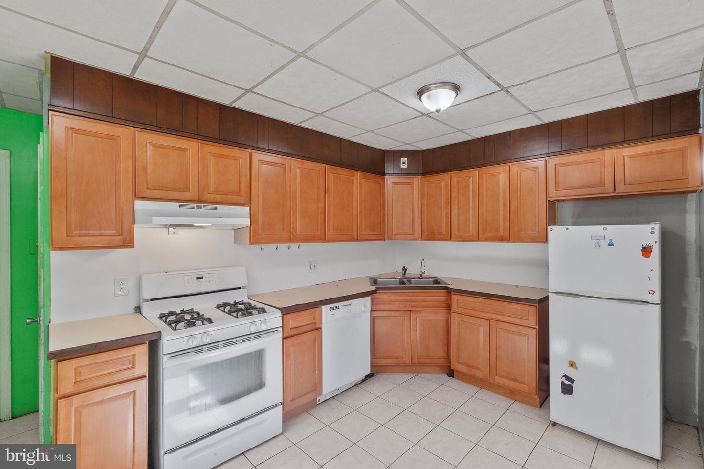 1844 W Chew Street photo 15