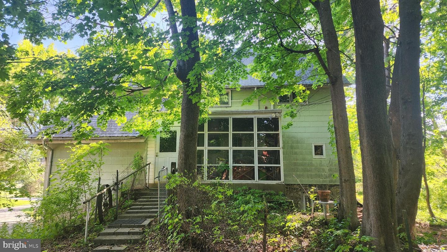 3733 Lanark Road photo 1