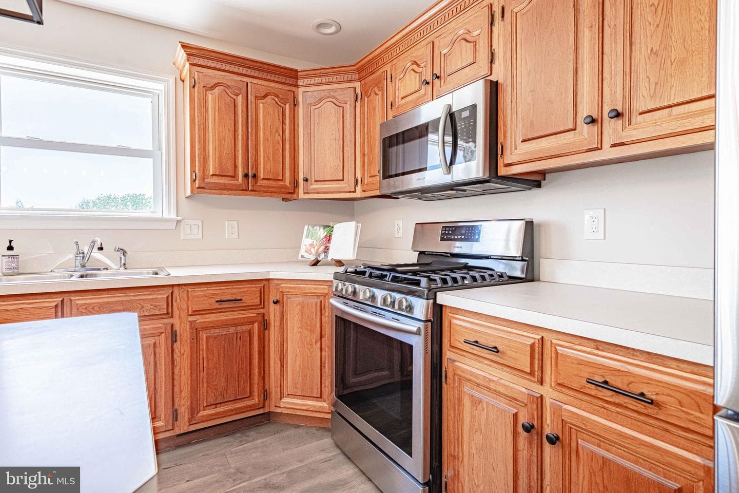 385 Farmington Road photo 30
