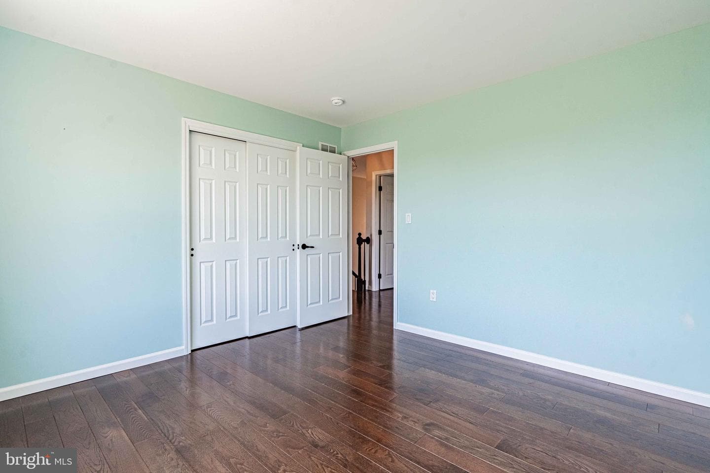 385 Farmington Road photo 47