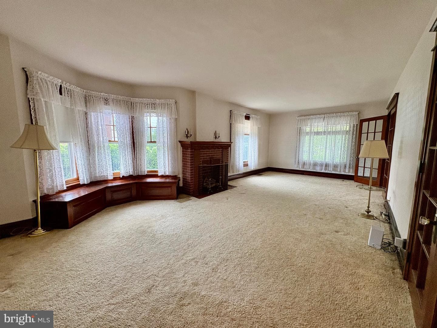 1731 Chapel Avenue photo 7