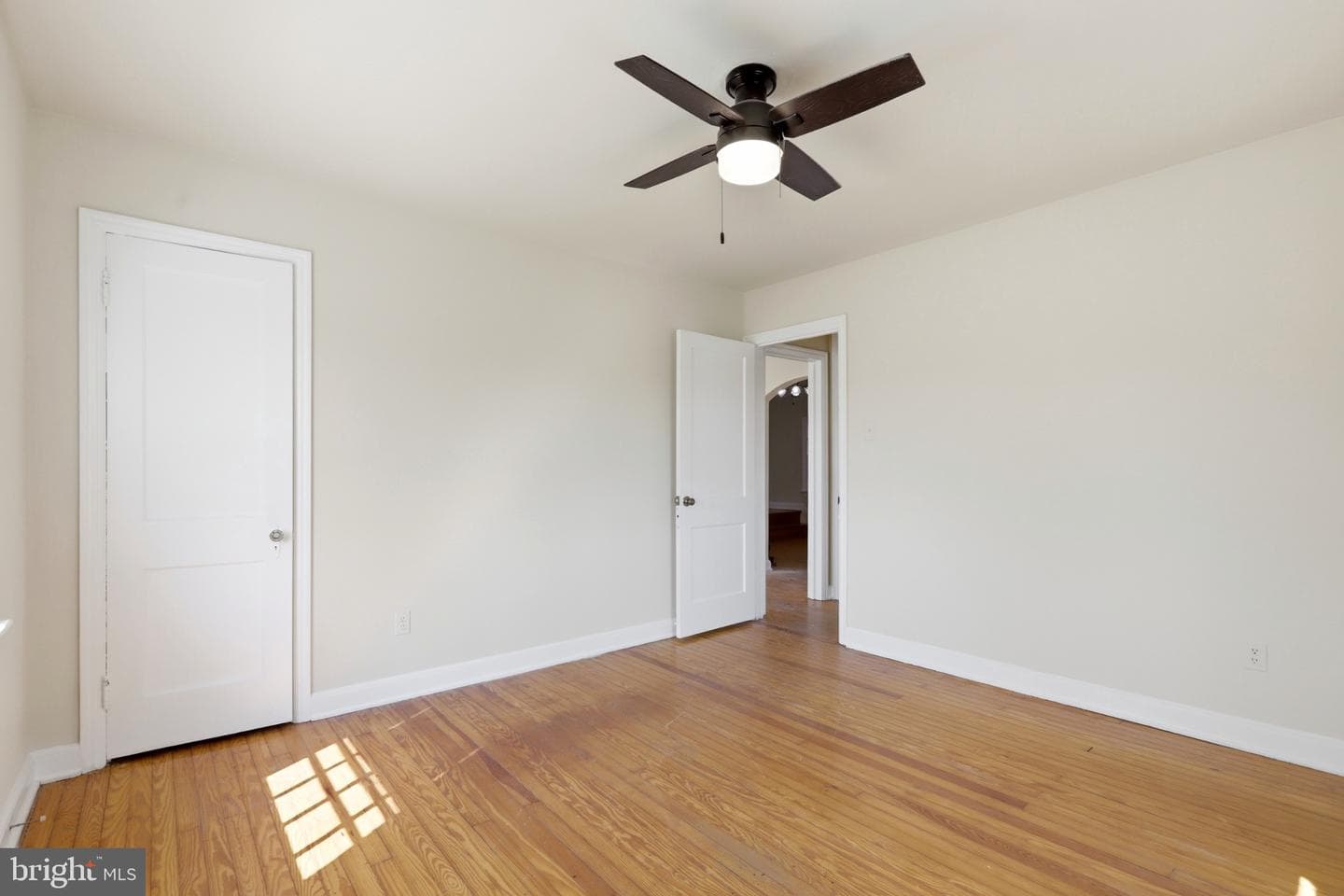 1224 Eaton Avenue photo 13