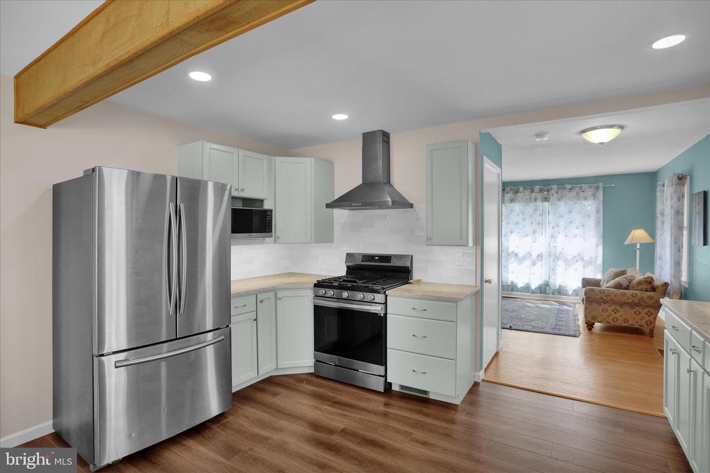 2659 W South Street photo 8