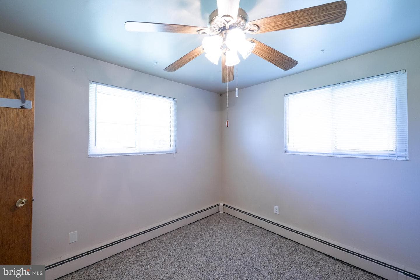 4420 N Sunset Drive photo 16
