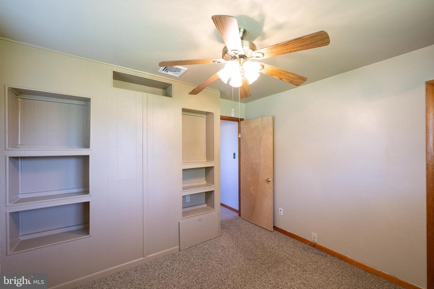 4420 N Sunset Drive photo 17