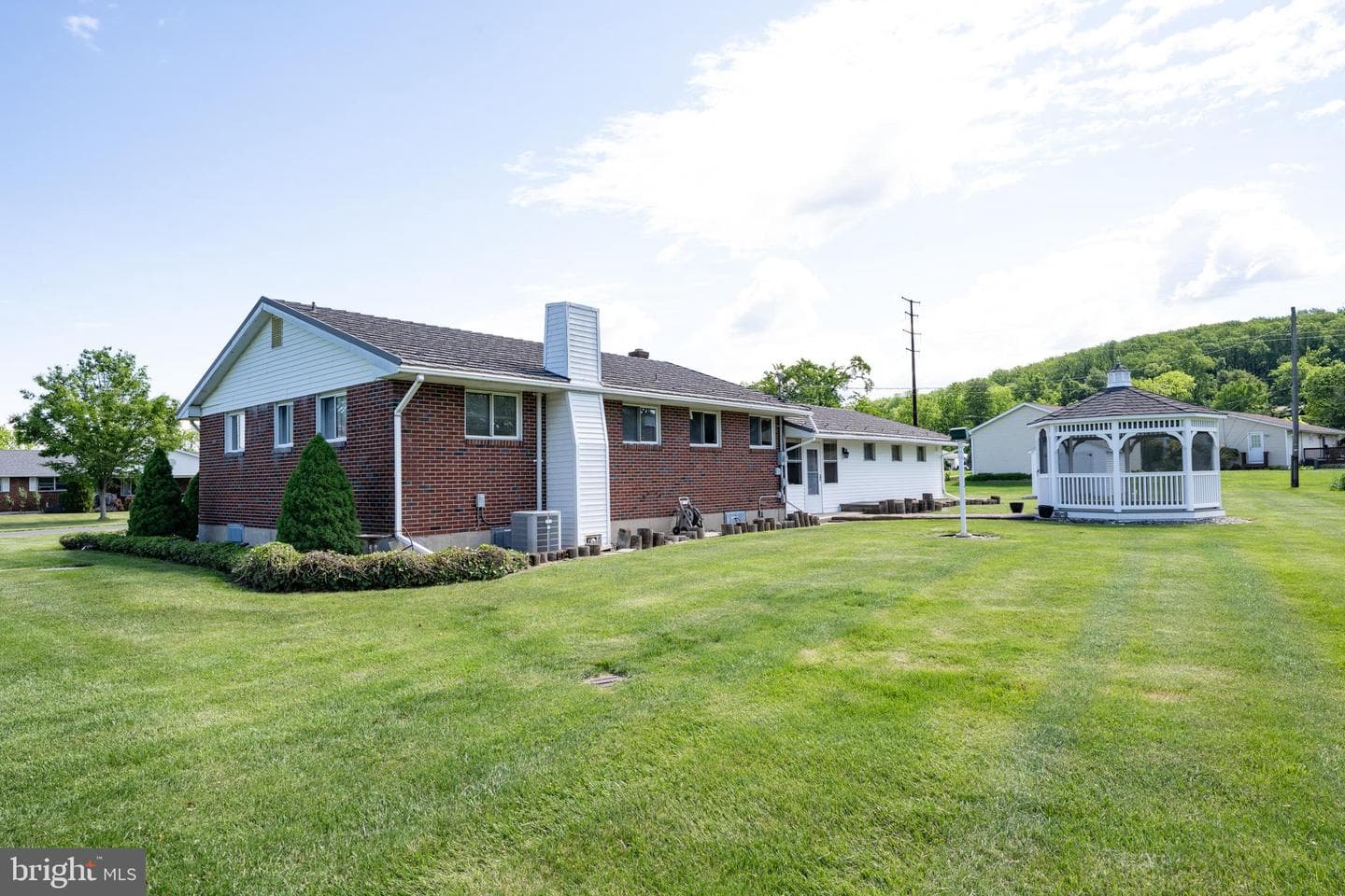 4420 N Sunset Drive photo 6
