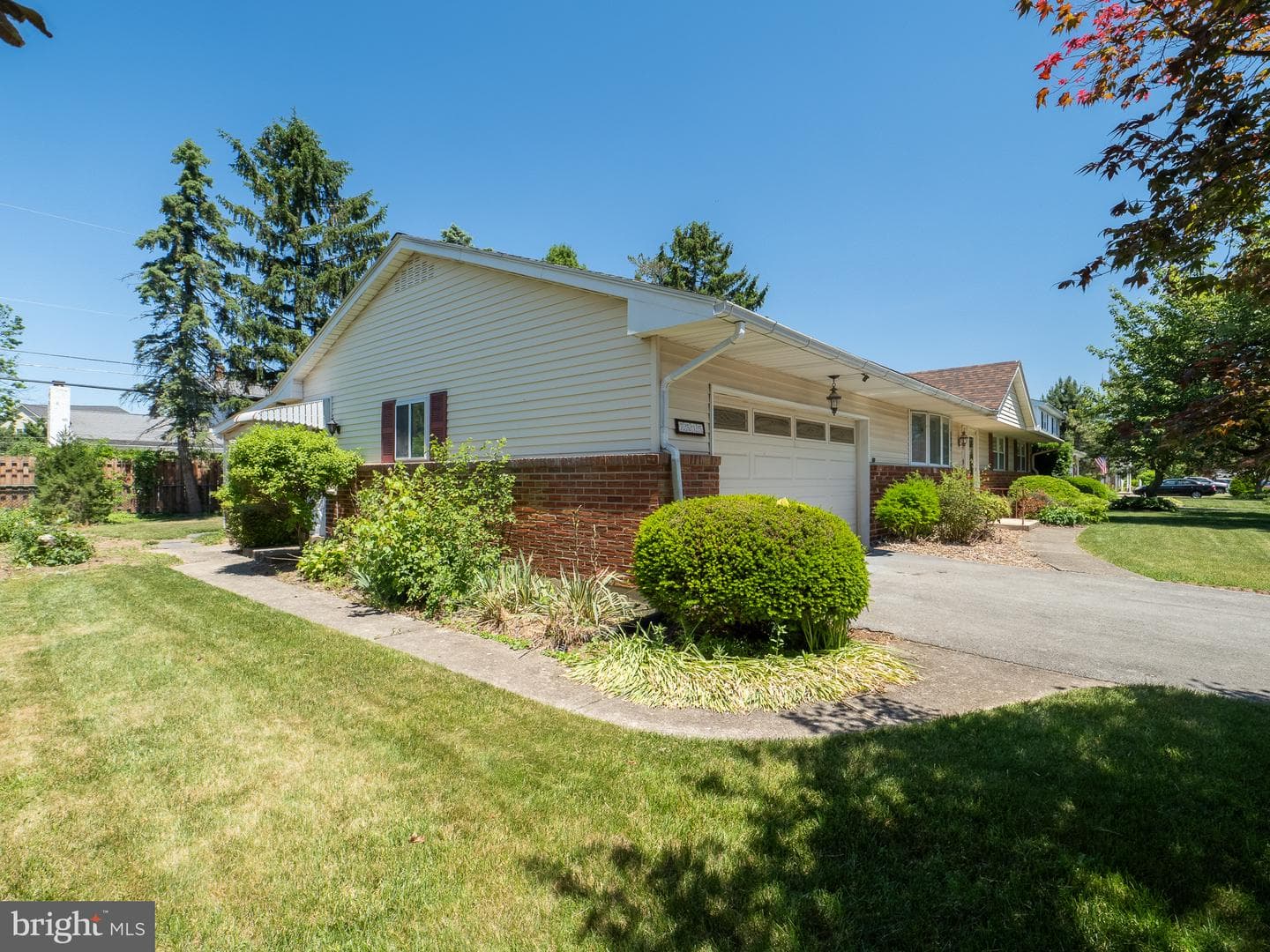 7515 Woodbine Road photo 4