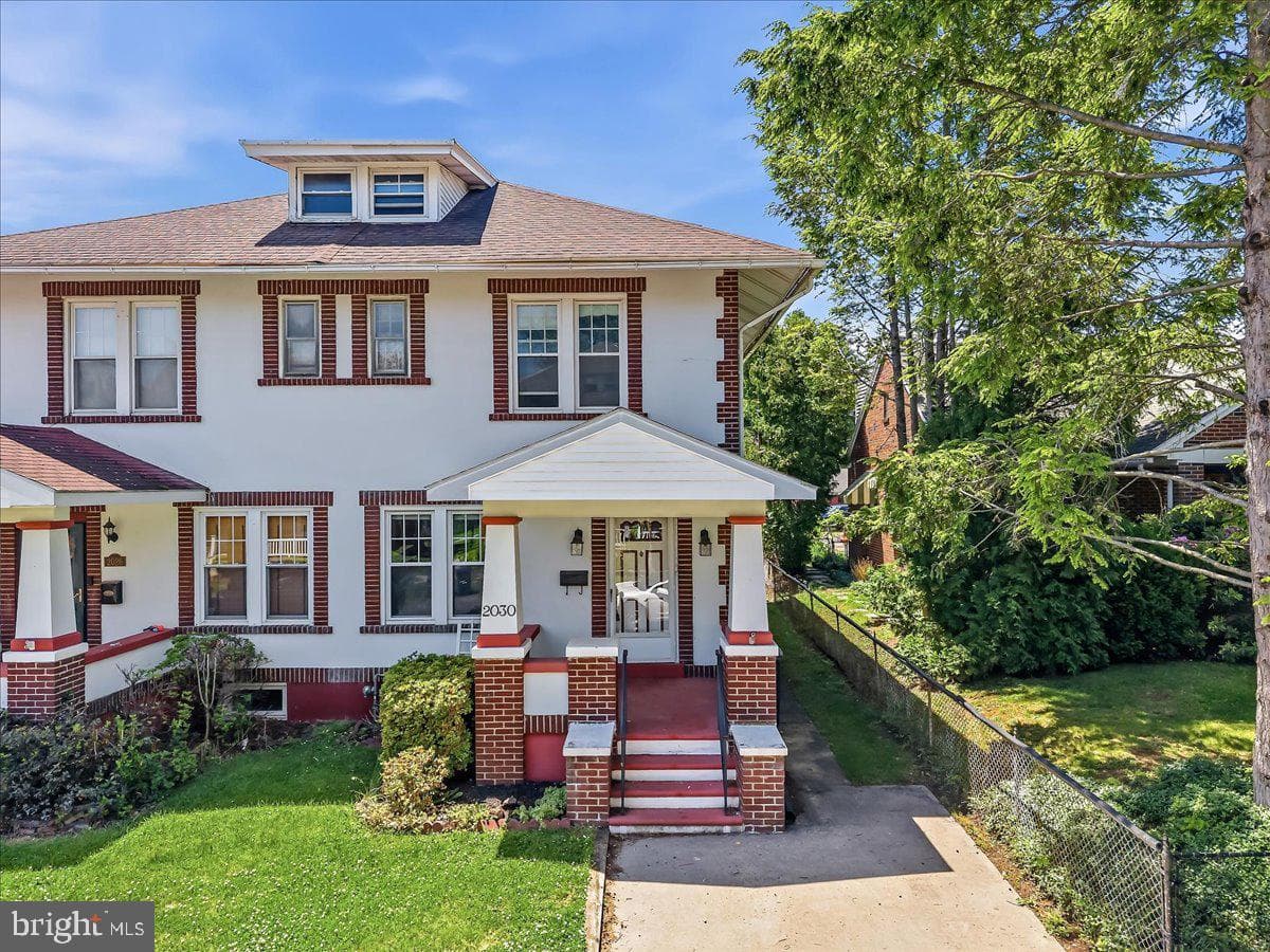 2030 Lawfer Avenue