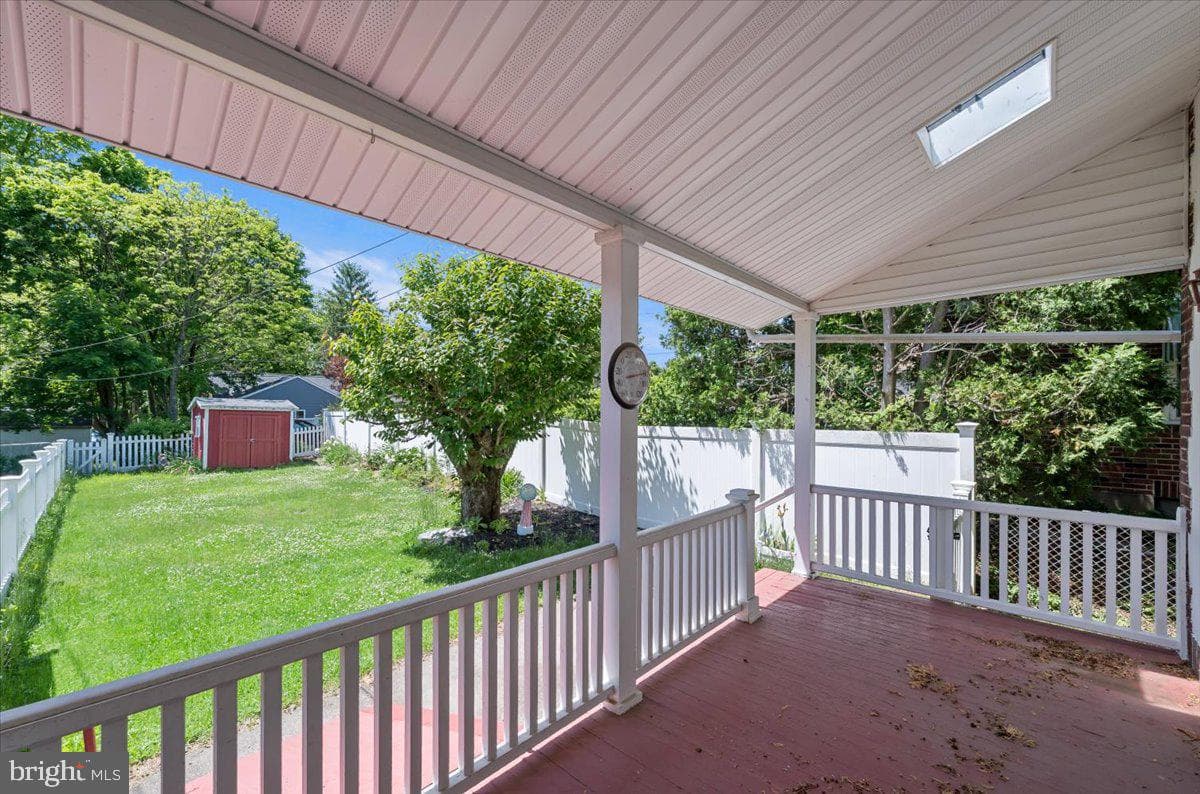 2030 Lawfer Avenue photo 29