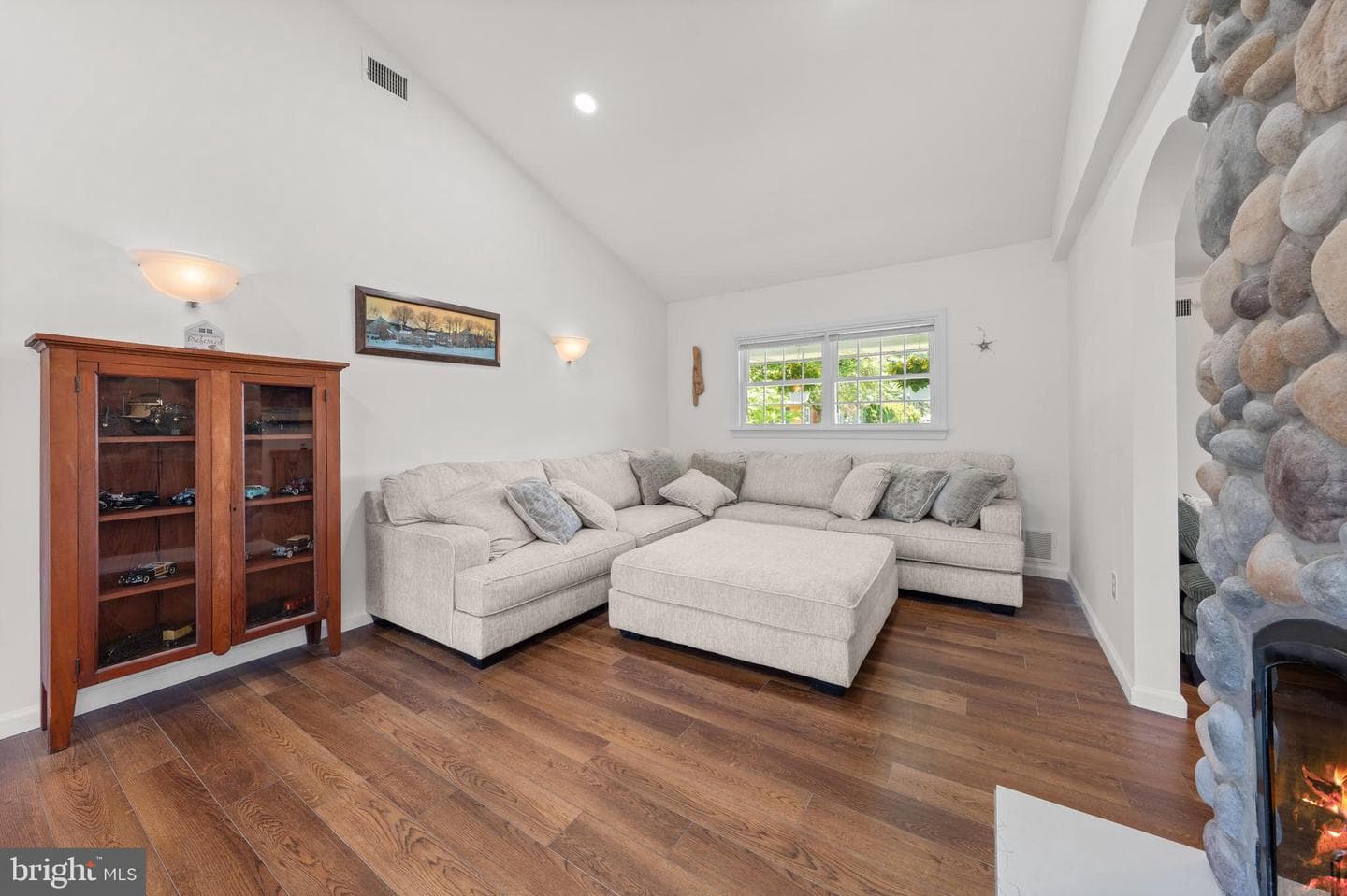 3146 Club Drive photo 23