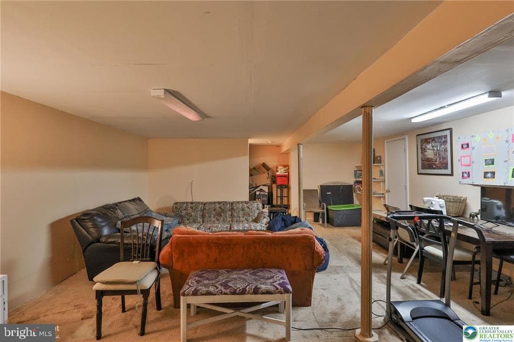 6411 Pioneer Drive photo 47