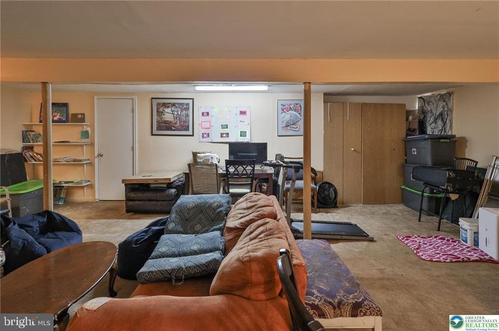 6411 Pioneer Drive photo 48