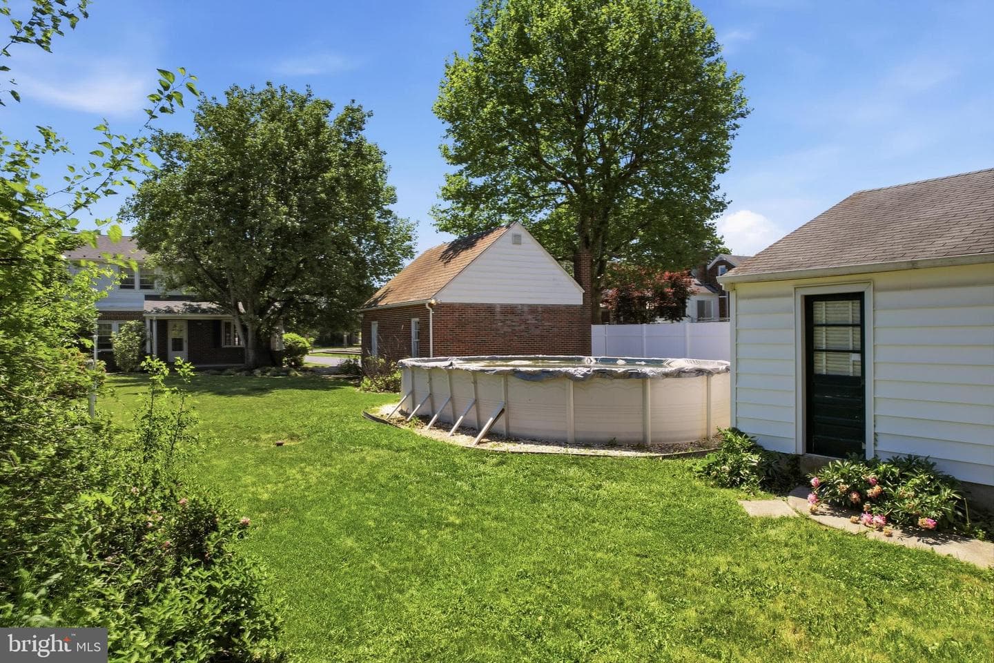 3827 Park Avenue photo 40