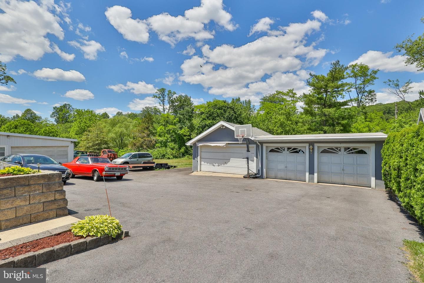 1635 E Emmaus Avenue photo 68