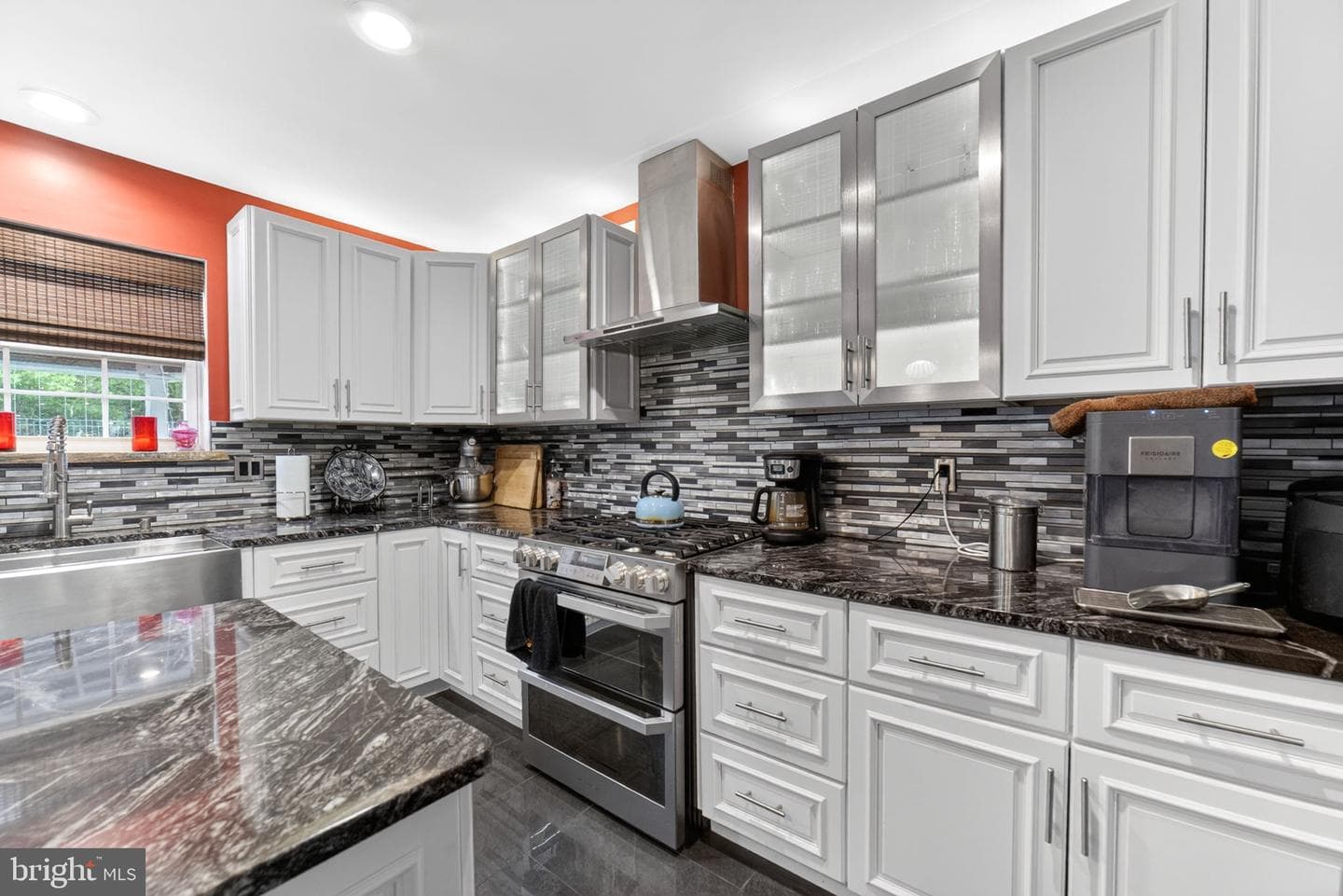 6840 Scenic View Drive photo 13