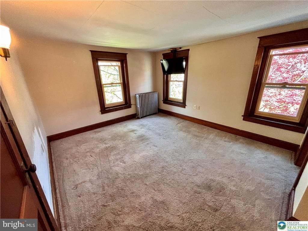 414 S 6th Street photo 11