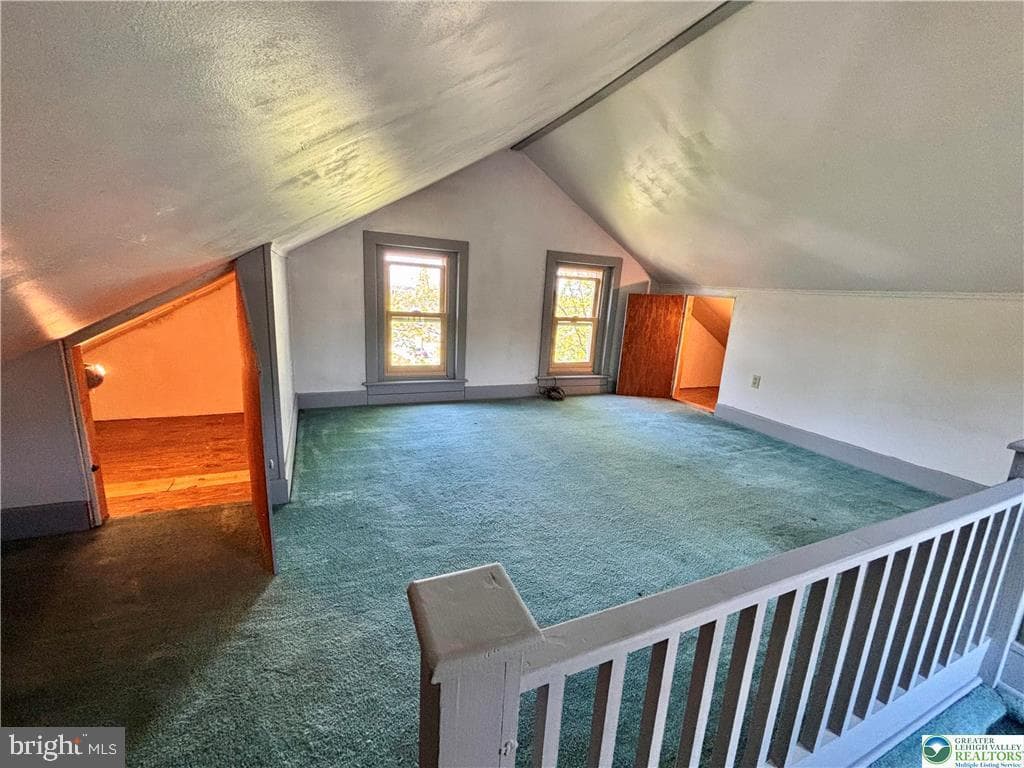 414 S 6th Street photo 17