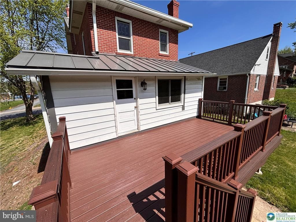 414 S 6th Street photo 6