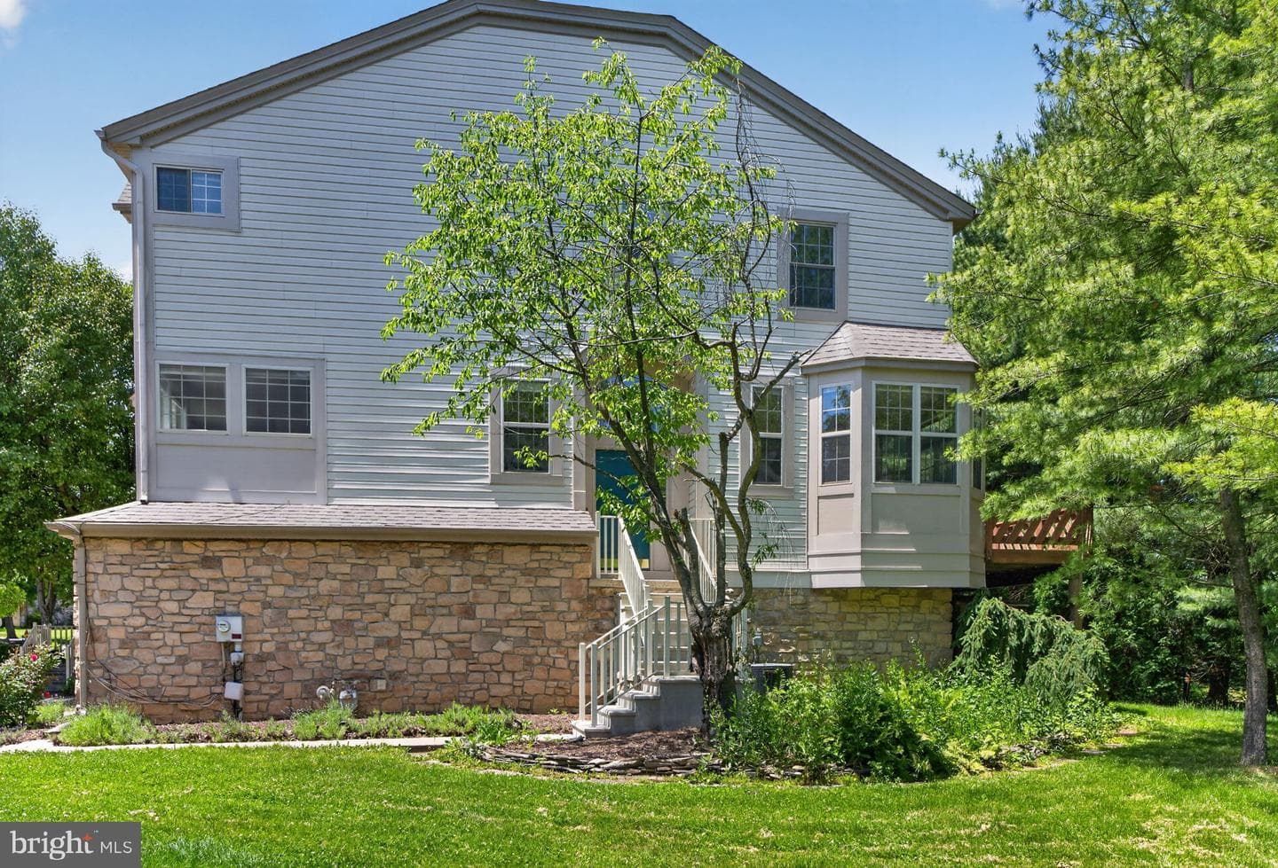 4073 Waterford Drive photo 4