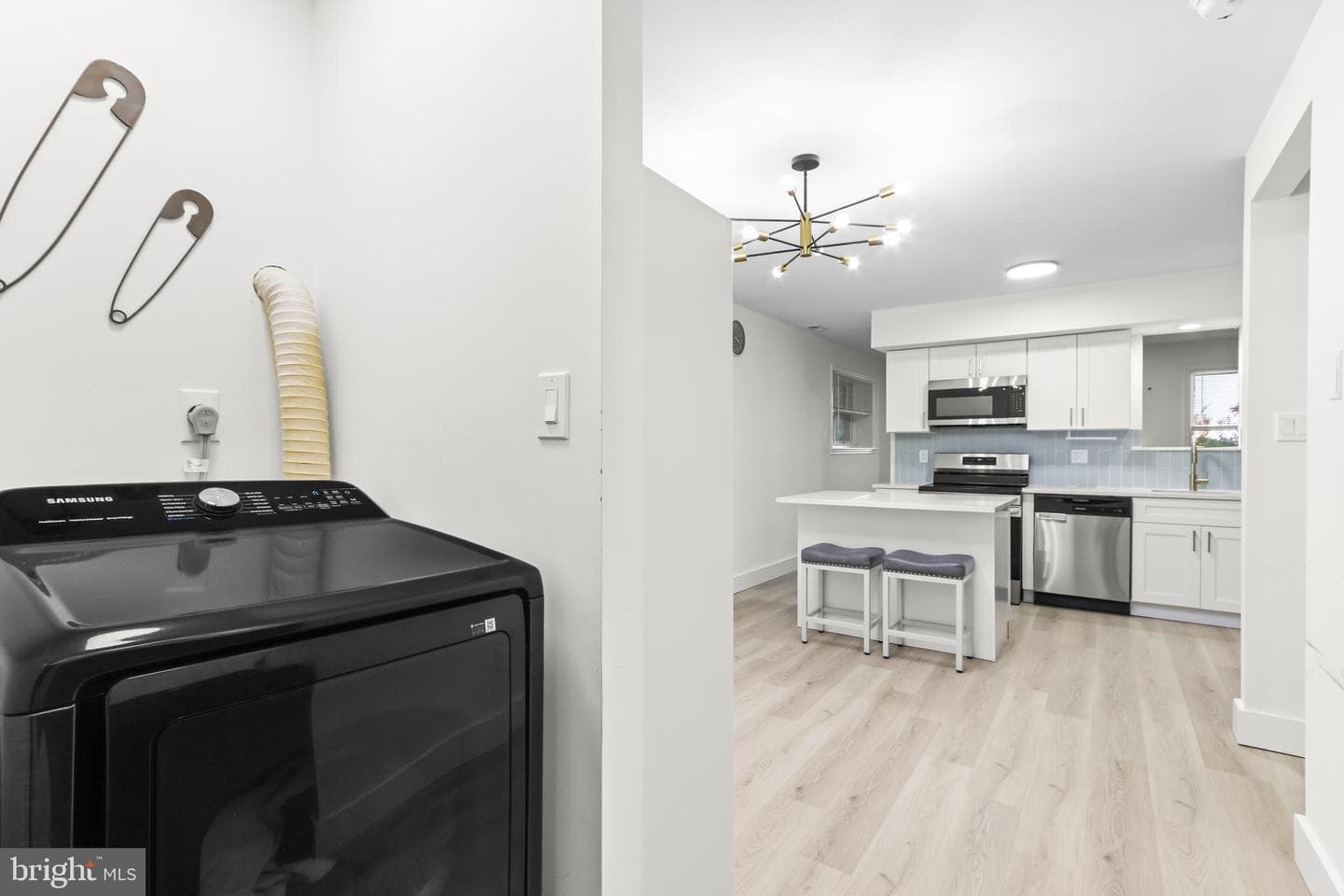 721 Wistar Street photo 12