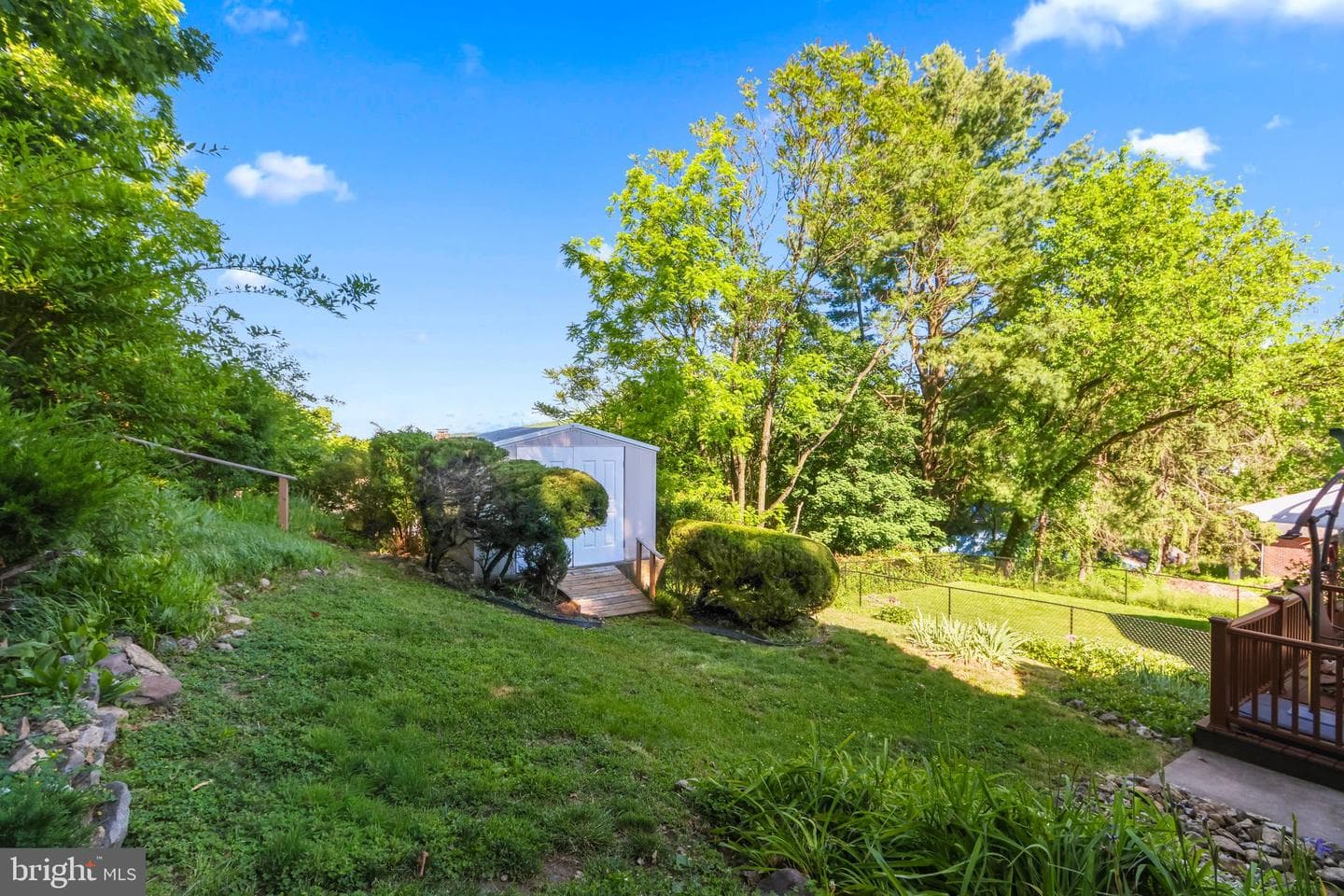721 Wistar Street photo 27