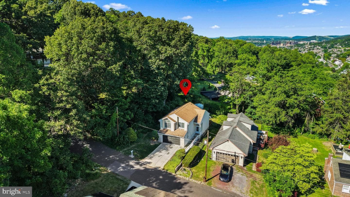 721 Wistar Street photo 31
