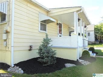 1336 Fairfax Street photo 3