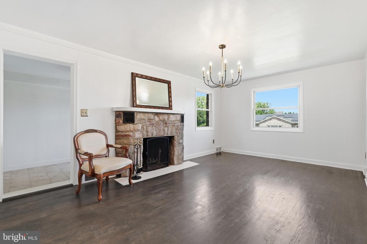 1138 E Tremont Street photo 23
