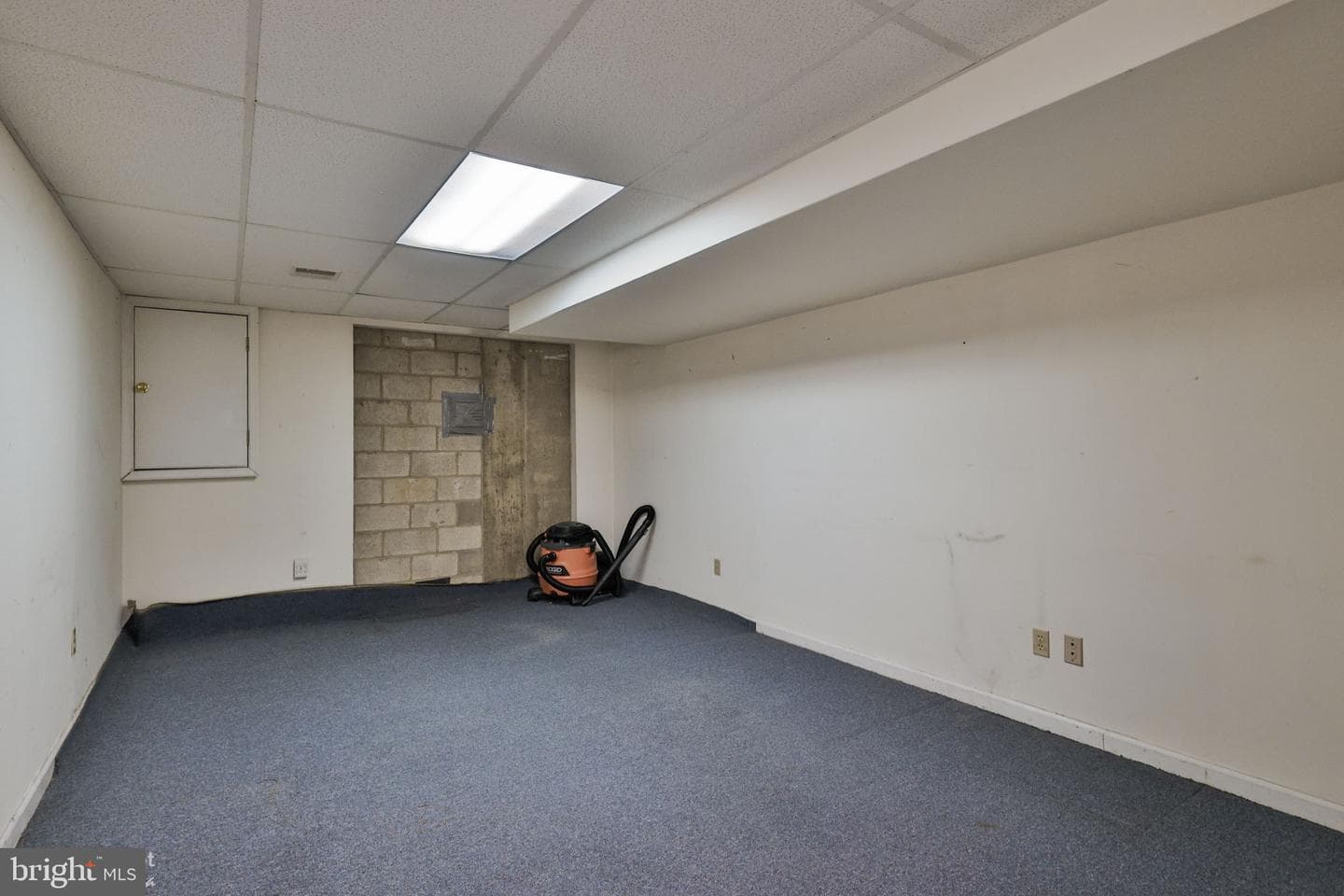 7049 Carriage Drive photo 30