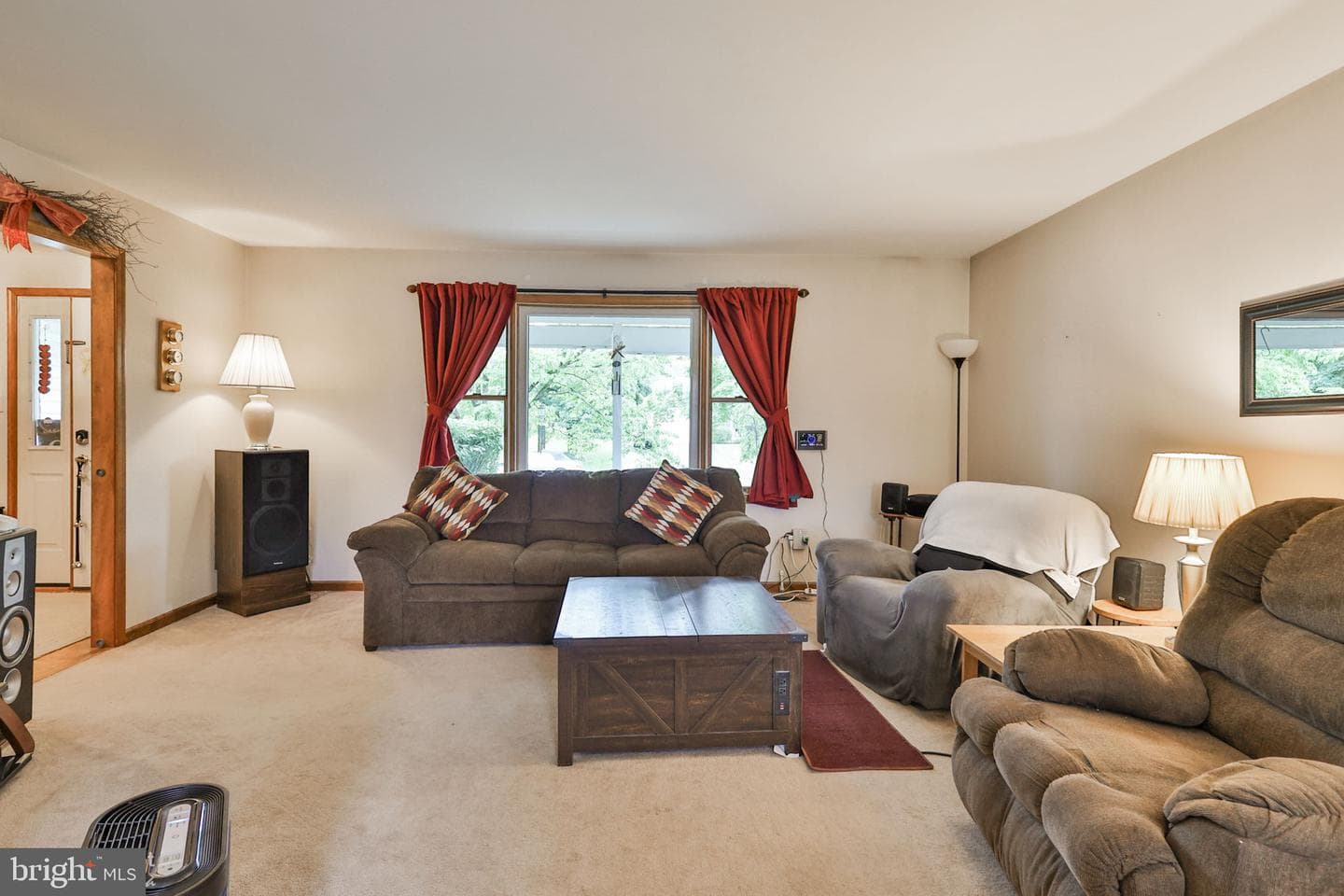 7049 Carriage Drive photo 8