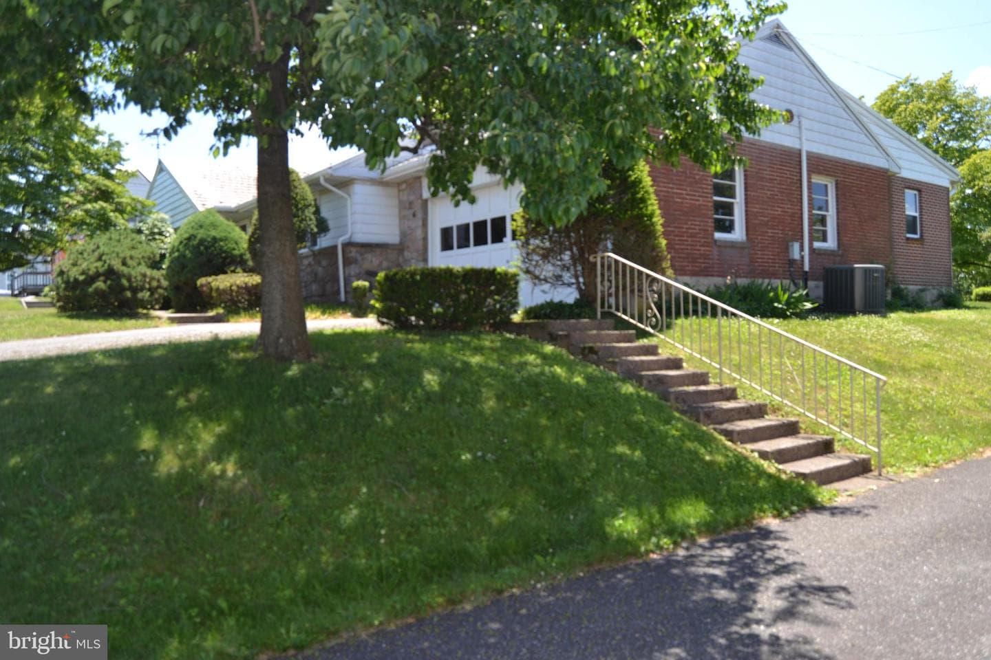 1294 Trexlertown Road photo 3