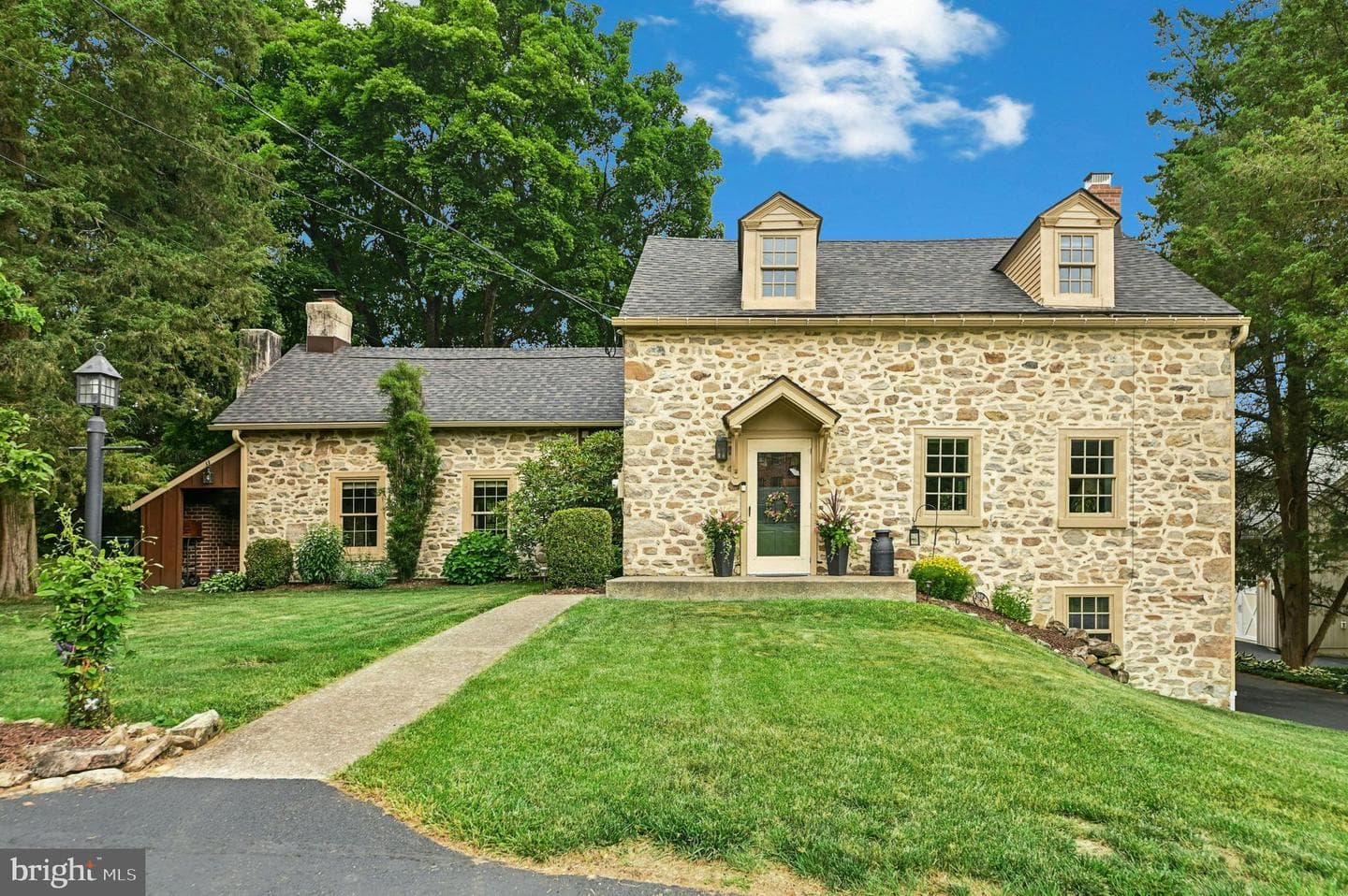 4925 Mill Road, Emmaus