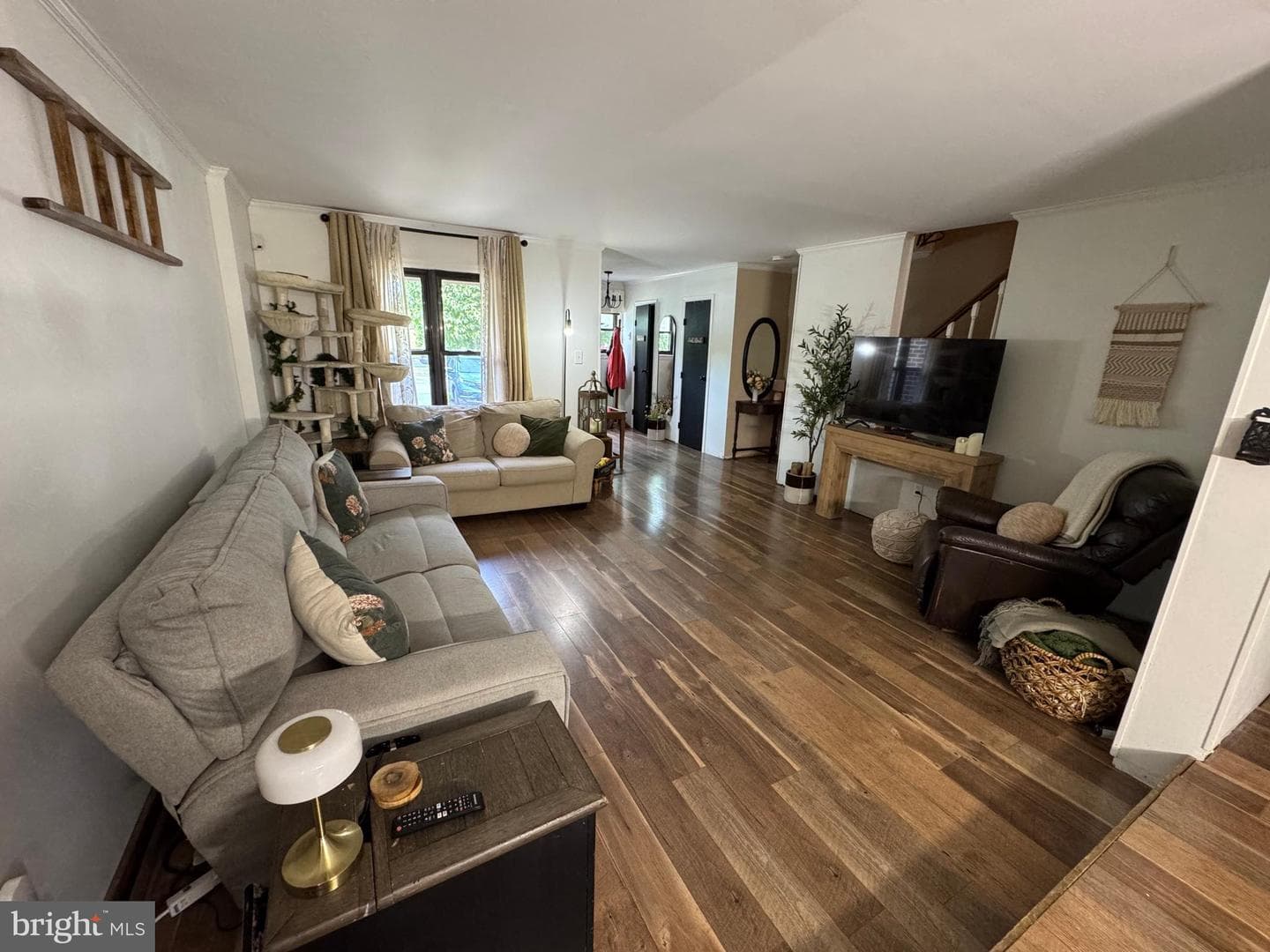 3412 Colonial Court photo 4