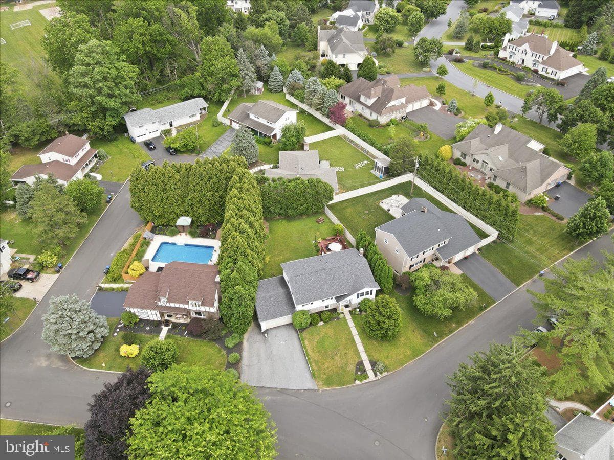 2705 Andrea Drive photo 54