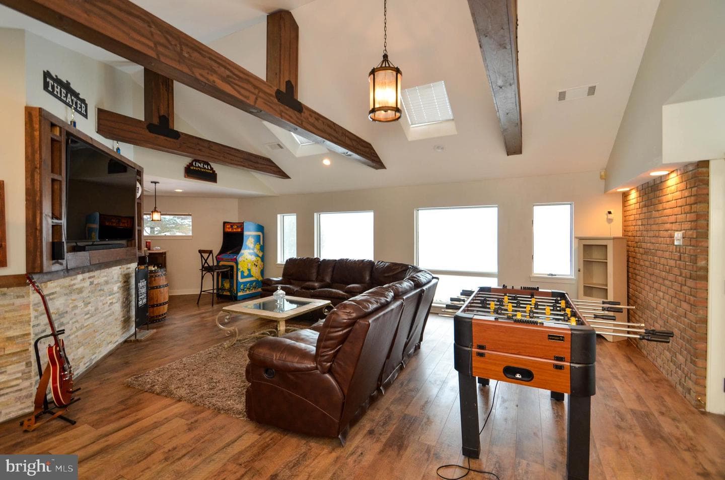 5061 Wendi Drive W photo 15