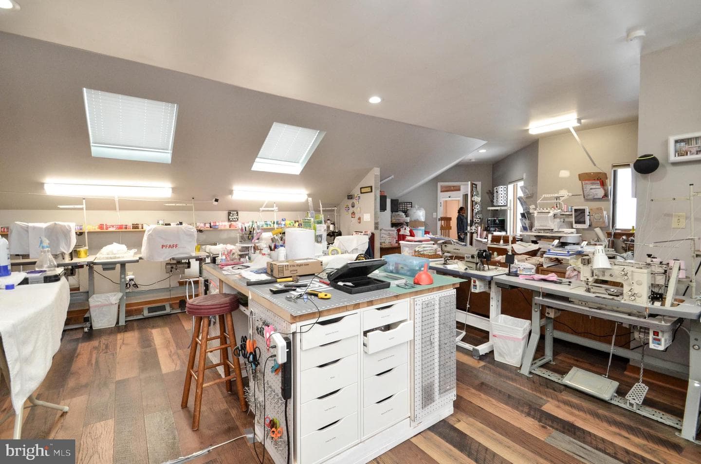 5061 Wendi Drive W photo 34